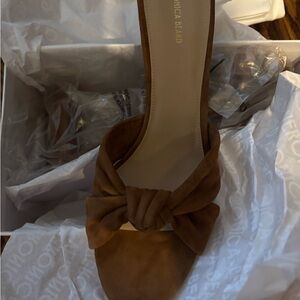 Veronica Beard Brown Heels